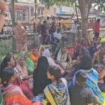 सिद्धार्थनगरः समूह सखियों का प्रदर्शन, 15 हजार मानदेय समेत 13 मांगें उठाईं