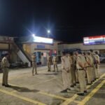 त्योहारों को लेकर श्यामपुर पुलिस अलर्ट, क्षेत्र में की पैदल गश्त।
