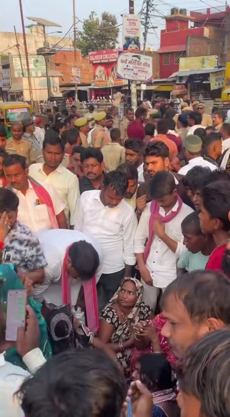 Mehdawal news मेहदावल रोड वेज हादसा