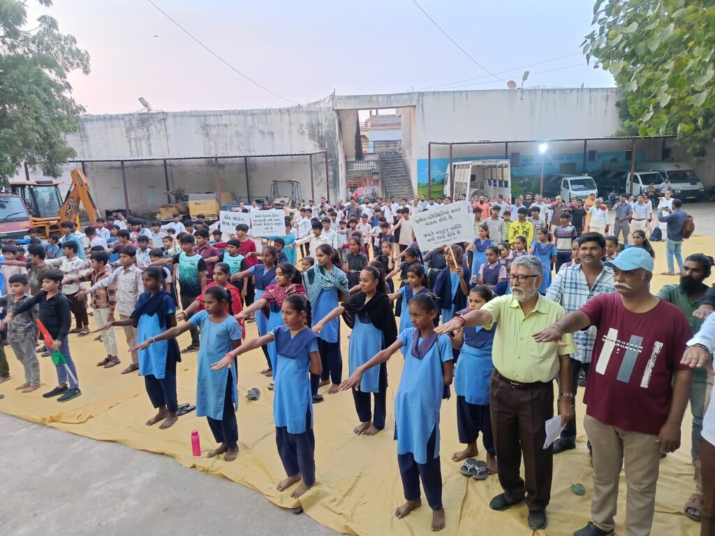 નગરપાલિકા દ્વારા ભવ્ય રેલીનું આયોજન 1 નગરપાલિકા દ્વારા ભવ્ય રેલીનું આયોજન - SURENDRANAGAR, गुजरात