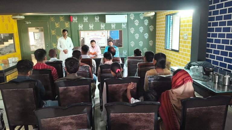 प्रस्फुटन समितियो का प्रशिक्षण कार्यक्रम
