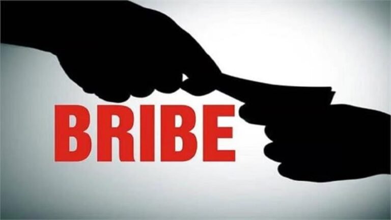 भ्रष्टाचार पर ACB का शिकंजा, पंचकूला में 70 हजार की रिश्वत लेते क्लर्क गिरफ्तार, रजिस्ट्री संबंधी काम के बदले मांगी थी घूस