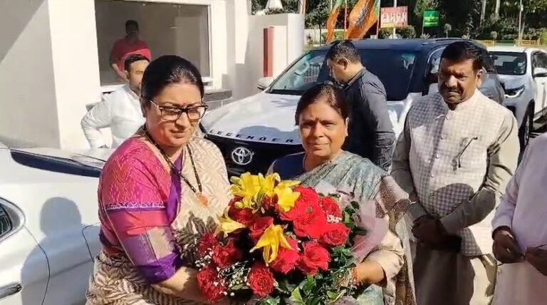 पंचकूला पहुंची भाजपा की प्रदेश प्रभारी स्मृति ईरानी, मैराथन बैठकों का दौर शुरू; 42 हारी हुई विधानसभा सीटों का लेंगी फीडबैक