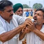 करनाल के घरौंंडा मे किसान द्वारा जहरीली दवा पीने की कोशिश।