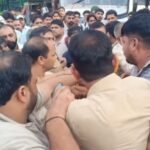 कुरुक्षेत्र मे रोडवेज कर्मचारियों और प्राइवेट बस संचालको मे धक्कामुकी।