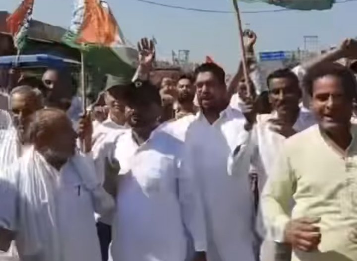 कैथल मे ज्ञानेश कुमार के इस्तीफे को लेकर कांग्रेस का प्रदर्शन।