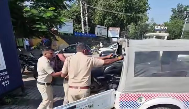 पुराने वाहनों को लेकर करनाल पुलिस हुई सख्त। - KARNAL, हरियाणा