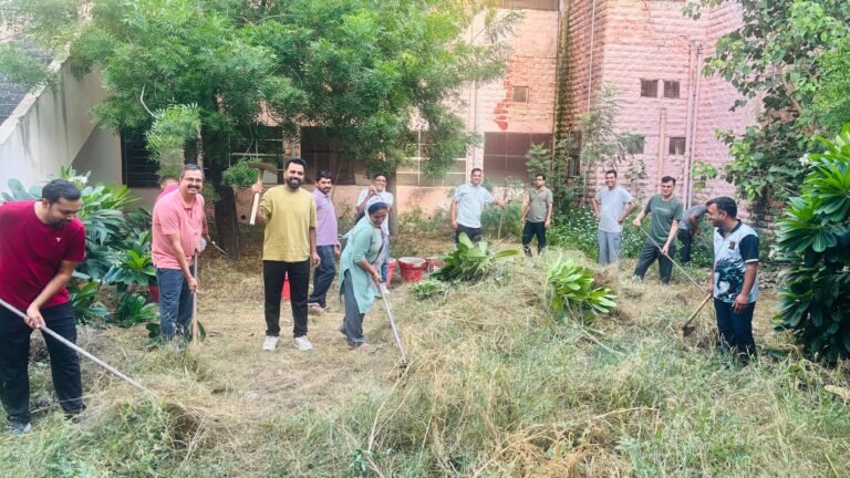 विकसित भारत जन सेवा अभियान के तहत राजकीय बांगड़ जिला चिकित्सालय में आयोजित हुआ स्वच्छता कार्यक्रम
