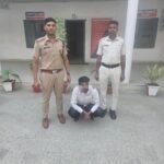 थाना कसोला पुलिस ने गत जून माह में बावल आईएमटी के पोस्को चौक पर एक व्यक्ति के साथ मारपीट करने और जान से मारने की धमकी देने के मामले में एक और आरोपी को गिरफ्तार किया है। गिरफ्तार कि