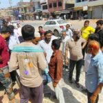 फुटपाथ से अतिक्रमण हटाया