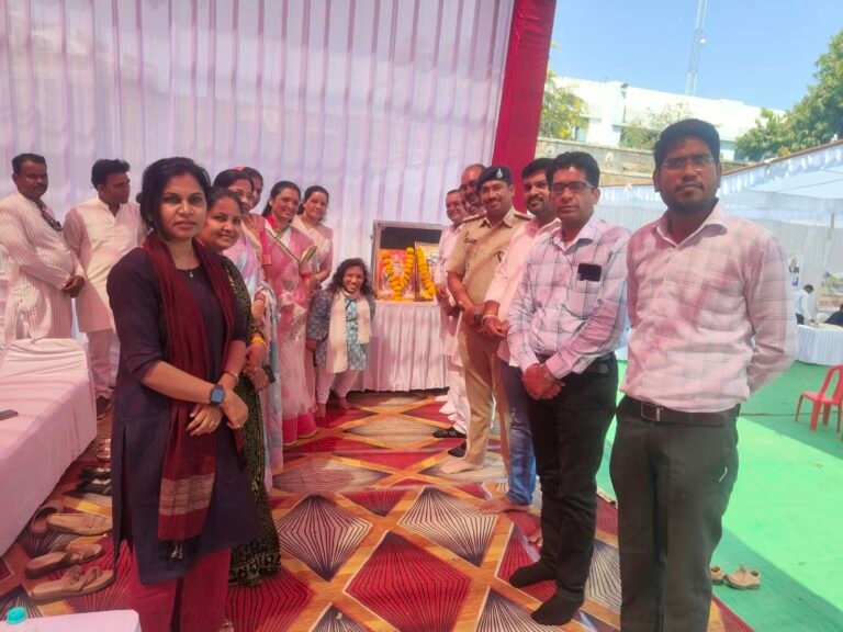 जिला रिपोर्टर सुरेश चौहान आगर मालवा मध्य प्रदेश जन सेवा शिविर में पहुंचे 30 आवेदन, निराकरण के लिए विभागों को भेजे* *मुख्यमंत्री जन विश्वास अभियान-2026 के तहत एक परिसर में जुटे विभ