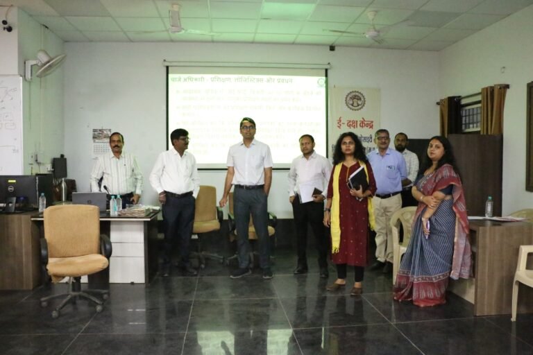 जिला रिपोर्टर सुरेश चौहान आगर मालवा मध्य प्रदेश जनगणना 2027 में आंकड़ों की गड़बड़ी बर्दाश्त नहीं! कलेक्टर डॉ. मीना ने चार्ज अधिकारियों को दिए सख्त निर्देश* *जनसंख्या गणना का काम स