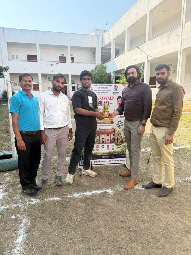 जिला रिपोर्टर सुरेश चौहान आगर मालवा मध्य प्रदेश पॉलिटेक्निक में खेल मैदान पर दिखा विद्यार्थियों का दम, सेवा संकल्प अभियान के तहत प्रतियोगिताओं में लिया बढ़-चढ़कर हिस्सा 100 मीटर दौ
