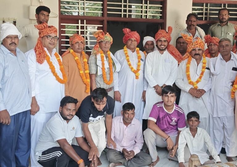 धुलावट गांव में बाल्मिक चौपाल पर सम्मान समारोह आयोजित