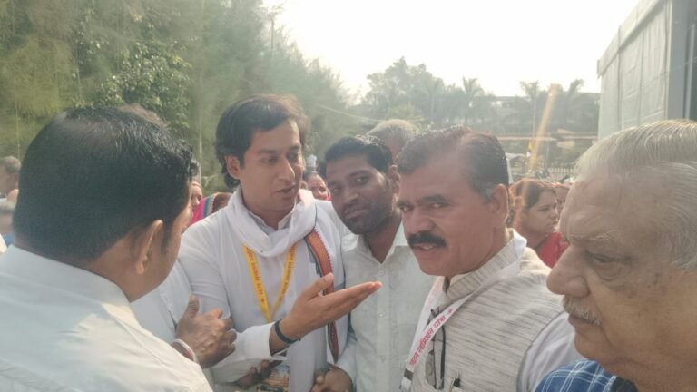जिला रिपोर्टर सुरेश चौहान आगर मालवा मध्य प्रदेश सत्य सनातन स्वाभिमान यात्रा का शुभारंभ, पूर्व मुख्यमंत्री दिग्विजय सिंह से आगर के गौरीशंकर सूर्यवंशी की विशेष वार्तालाप