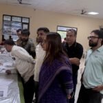 मुख्यमंत्री परिवार उत्थान मेले में जिला नगर आयुक्त ने लिया सुविधाओं का जायजा।