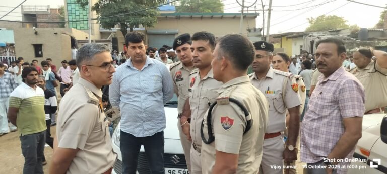 वंचित को तस्कर शाहिद उर्फ आडवाणी की अंतिम संस्कार हंगामा परिजनों ने एनकाउंटर को बताया हत्या।