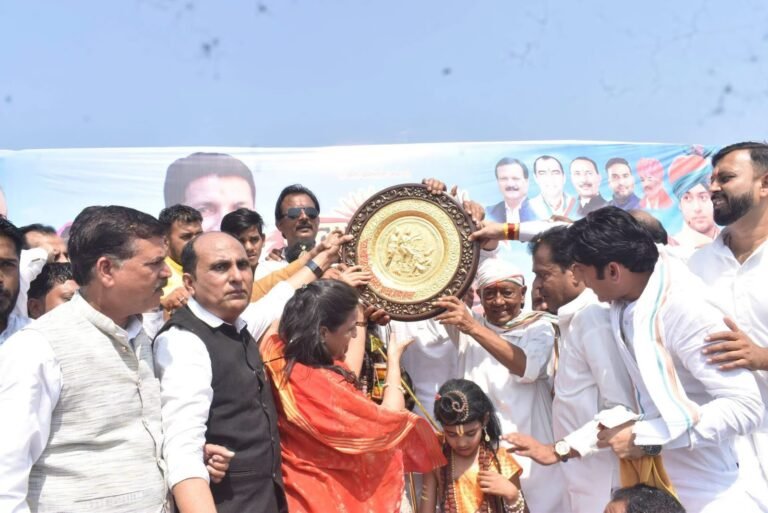 जिला रिपोर्टर सुरेश चौहान आगर मालवा मध्य प्रदेश सत्य सनातन स्वाभिमान यात्रा का शाजापुर में भव्य स्वागत, आगर से उमड़े सैकड़ों कांग्रेस कार्यकर्ता जिला कांग्रेस अध्यक्ष विजयलक्ष्मी त