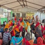 आदर्श विद्या मंदिर उच्च माध्यमिक विद्यालय तथा शिव संस्कार केंद्र आबू रोड द्वारा संयुक्त रूप से tfi कॉलोनी में विशेष प्रोग्राम आयोजित किया गया| ललित विश्वास वंदे भारत आबू रोड,