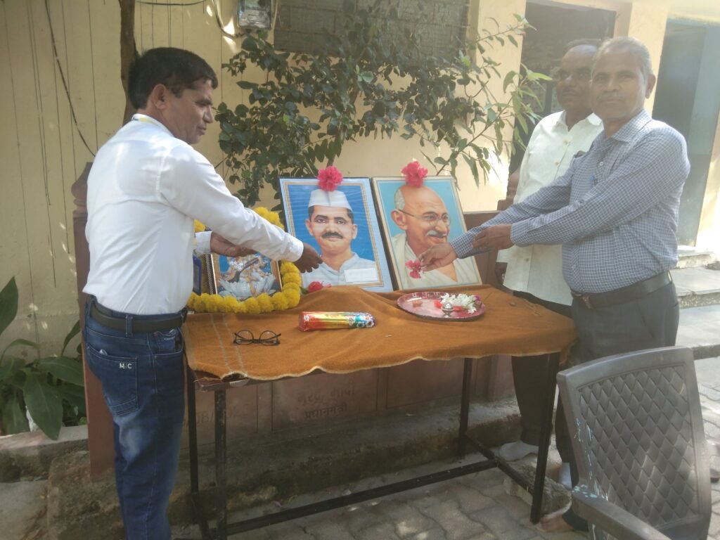 गांधी-शास्त्री जयंती पर महापुरुषों को किया नमन, किशोरी मेले में दिखी बाल प्रतिभा 1 गांधी-शास्त्री जयंती पर महापुरुषों को किया नमन, किशोरी मेले में दिखी बाल प्रतिभा - JHALAWAR, राजस्थान