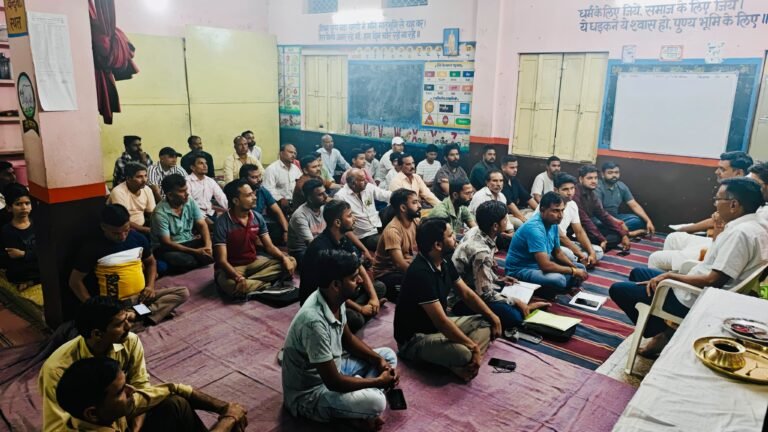 खानपुर में विराट पथ संचलन की तैयारियों को लेकर बैठक आयोजित, स्वयंसेवकों को सौंपे दायित्व