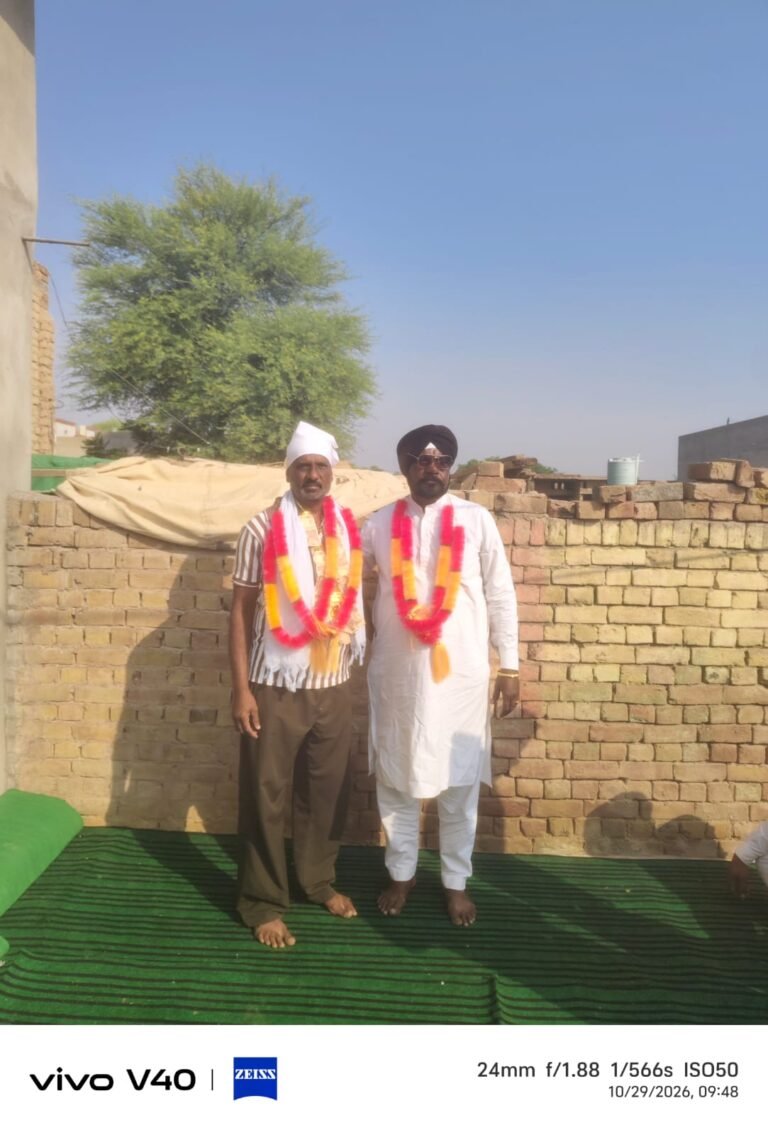 मिल रहा गांव का समर्थन,सम्पूर्ण गाँव ने गुरु घर में एकत्रित होकर दिया एकजुटता का उदाहरण।