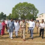 कलेक्टर एवं पुलिस अधीक्षक ने मुख्यमंत्री के प्रस्तावित भ्रमण कार्यक्रम को दृष्टिगत रखते हुए हेलीपेड व कार्यक्रम स्थल खेल परिसर सरदारपुर का किया निरीक्षण
