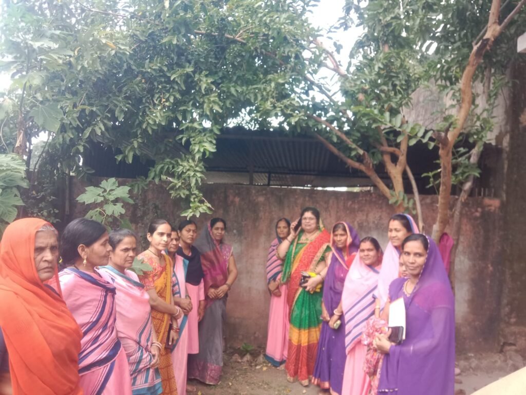 रहटगांव आंगनवाड़ी केंद्र क्रमांक 5 में हुआ आंगन मिलन कार्यक्रम 1 रहटगांव आंगनवाड़ी केंद्र क्रमांक 5 में हुआ आंगन मिलन कार्यक्रम - हरदा, मध्य प्रदेश