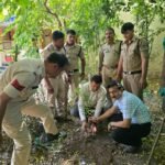 थाना परिसर में पौधारोपण कर दिया पर्यावरण संरक्षण का संदेश