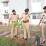 गांधी जयंती पर पुलिस अधीक्षक कार्यालय में श्रमदान स्वच्छता पर्यावरण संरक्षण का संदेश