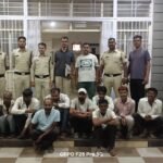 आगर मालवा जिले के तनोडिया में हुए के अड्डे पर अगर पुलिस की बड़ी कार्रवाई 10 जारी पकड़े गए