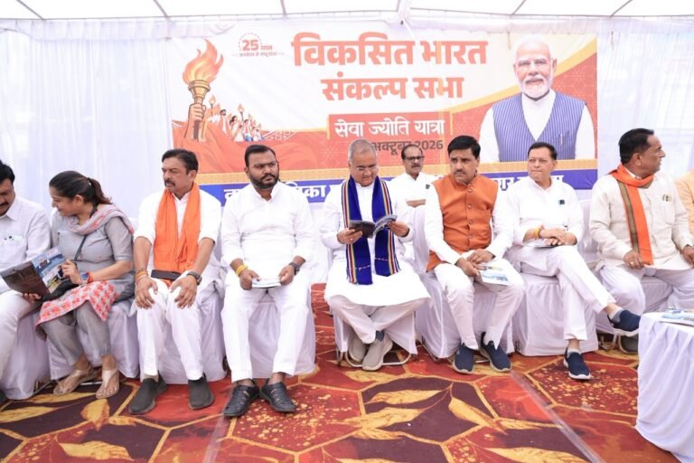 विकसित भारत सेवा संकल्प सभा को प्रधानमंत्री श्री नरेंद्र मोदी ने वर्चुअल संबोधित किया