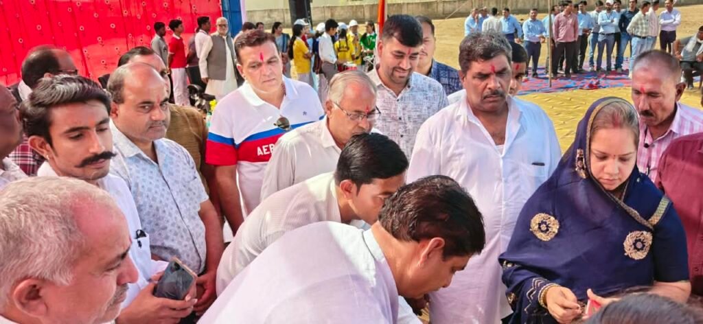बेगूं में 70वीं जिला स्तरीय एथलेटिक्स छात्रा खेलकूद प्रतियोगिता मे 11 ब्लाक के 43 विद्यालयों की टीमें शामिल हुई - CHITTORGARH, राजस्थान