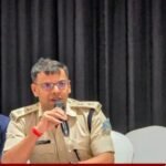 धनबाद में दुर्गा पूजा को लेकर सख्त गाइडलाइन जारी, DJ पर पूर्ण प्रतिबंध व्हाट्सएप ग्रुप एडमिन के लिए भी निर्देश, अफवाह फैलाने वालों पर रहेगी पैनी नजर