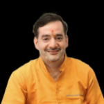 आज *शरद पूर्णिमा* के दिन *भगवान श्रीकृष्ण ने वृंदावन में गोपियों के साथ महारास* किया था।