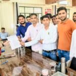 कांठ मांगों के संबंध में लेखपालों ने उपजिलाधिकारी को सौंपा ज्ञापन, 17 से कार्य बहिष्कार की चेतावनी