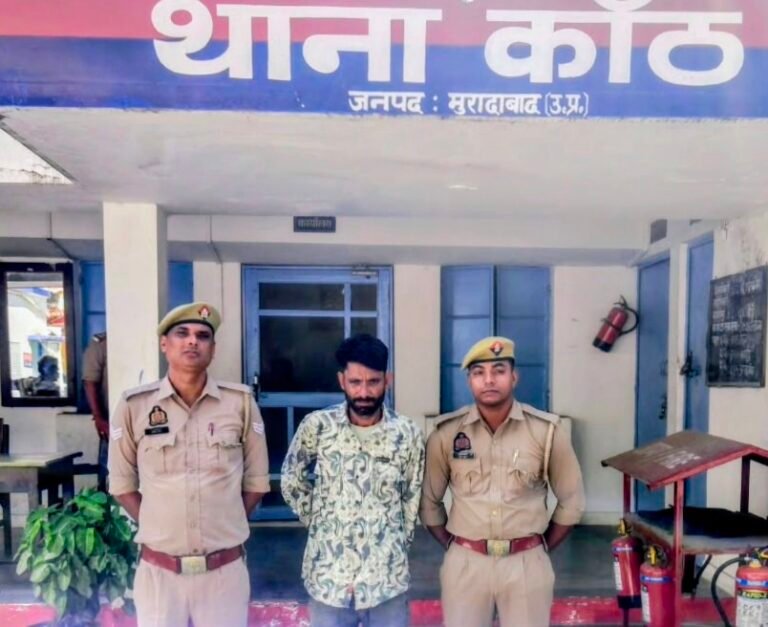 कांठ पुलिस ने युवक को 1.126 किलो चरस के साथ किया गिरफ्तार