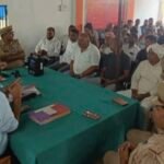 निचलौल व परसामलिक थाने में दुर्गा पूजा को लेकर पीस कमेटी की बैठक, शांति-सौहार्द बनाए रखने के निर्देश