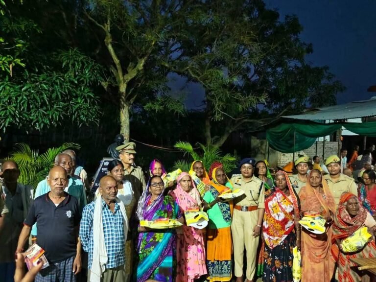 शारदीय नवरात्रि और दीपावली के अवसर पर महराजगंज पुलिस ने मिशन शक्ति फेज-6.0 के तहत मानवीय संवेदनशीलता की मिसाल पेश की