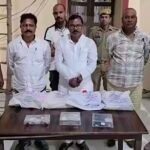 आजमगढ़: शिक्षक एमएलसी चुनाव में रुपये बांटने जा रहे चार लोग पकड़े गए, 2.41 लाख नकदी और प्रचार सामग्री बरामद,