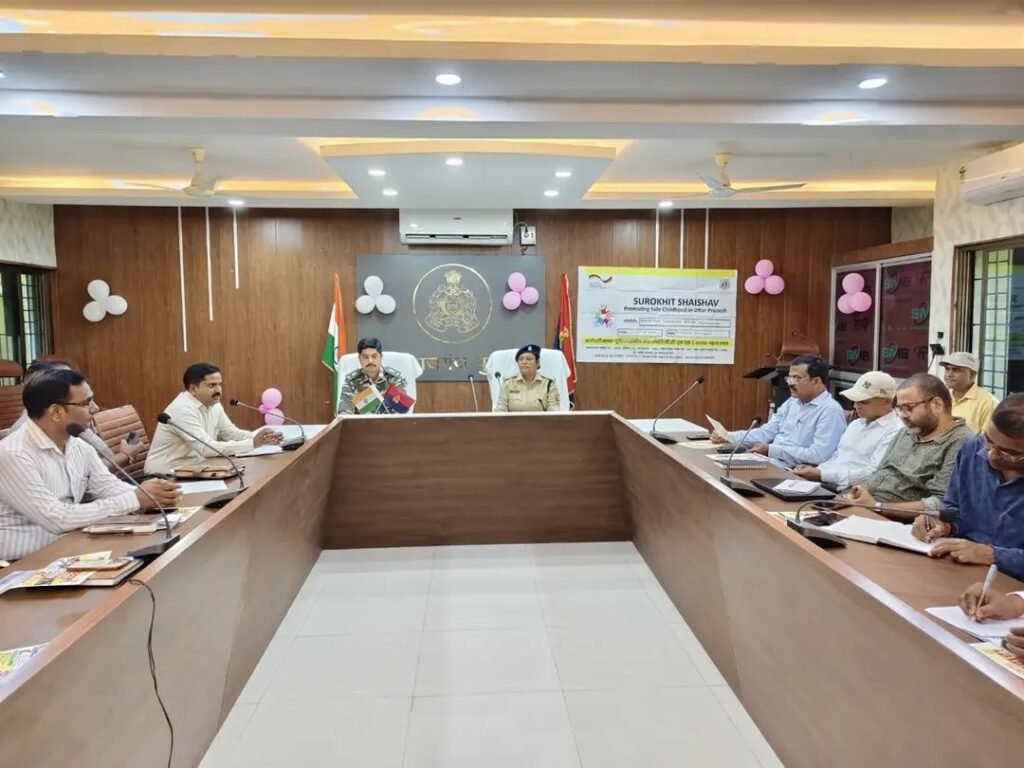 रिजर्व पुलिस लाइन में एंटी ह्यूमन ट्रैफिकिंग थाना (एएचटी) एवं विशेष किशोर पुलिस इकाई (एसजेपीयू) की मासिक समन्वय गोष्ठी एवं प्रशिक्षण कार्यशाला हुई आयोजित 1 रिजर्व पुलिस लाइन में एंटी ह्यूमन ट्रैफिकिंग थाना (एएचटी) एवं विशेष किशोर पुलिस इकाई (एसजेपीयू) की मासिक समन्वय गोष्ठी एवं प्रशिक्षण कार्यशाला हुई आयोजित - MAHRAJGANJ, उत्तर प्रदेश