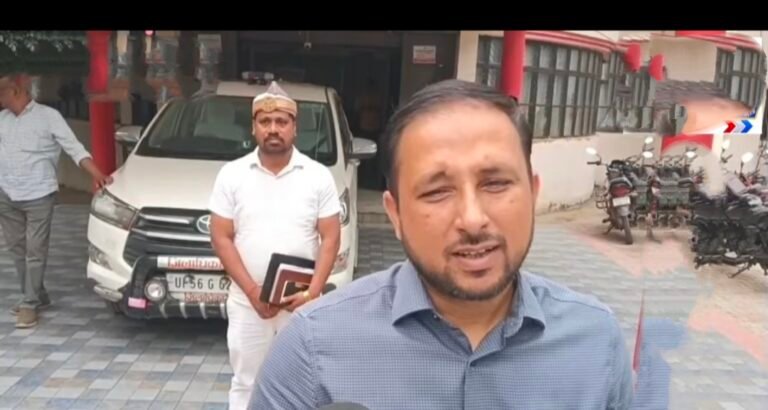 जिला अधिकारी गौरव सिंह सोगरवाल ने प्रचार वाहन को दिखाई हरी झंडी, किसानों से की पराली न जलाने की अपील