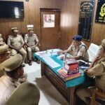 सीओ निचलौल ने ठूठीबारी थाने में सीसीटीवी कैमरों की जांच की, लंबित मामलों के निस्तारण के दिए निर्देश