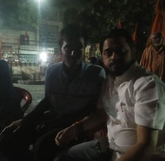 भाजपा प्रदेश कार्यसमिति में आशुतोष राय को मिली नई जिम्मेदारी, गुरु के सम्मान में इंजीनियर प्रणेश शुक्ला ने दी बधाई - MAHRAJGANJ, उत्तर प्रदेश