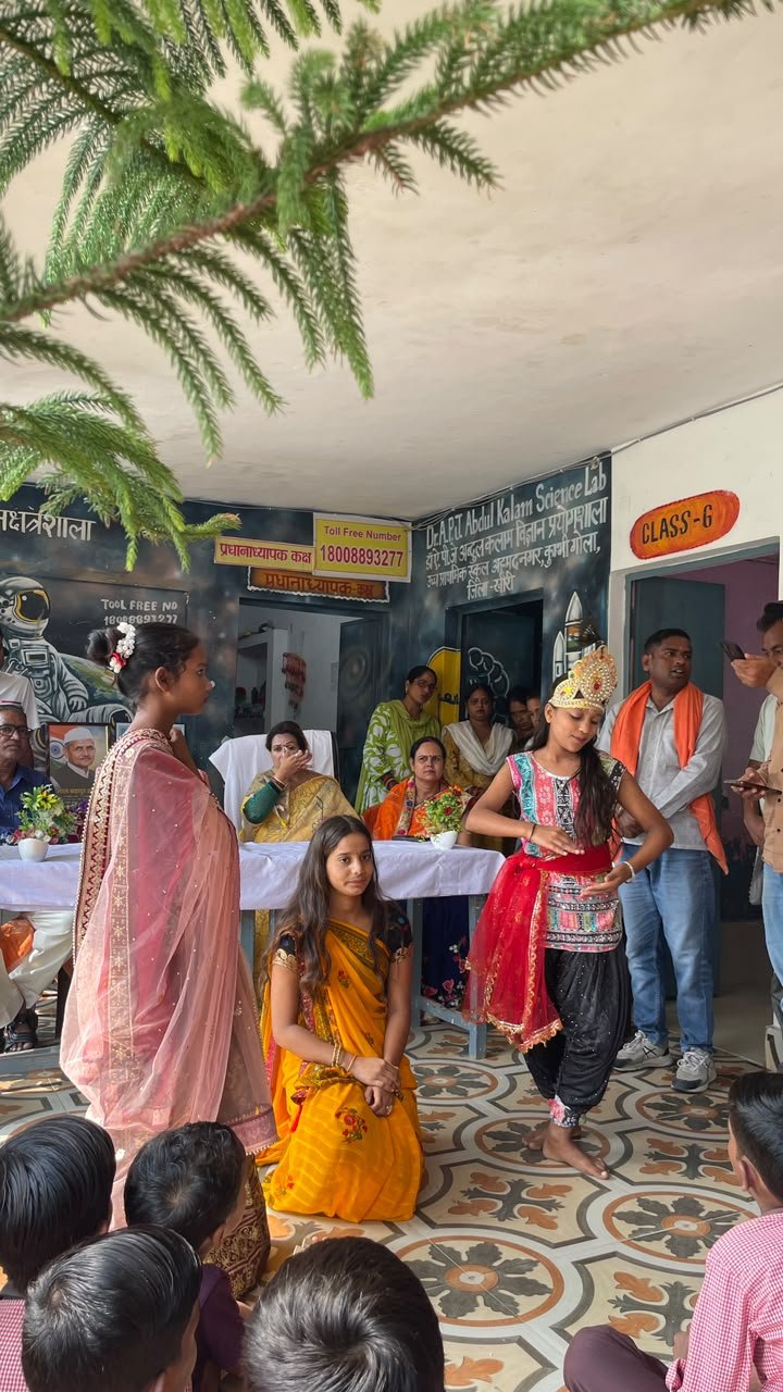 ममरी, परेली व अहमदनगर में धूमधाम से मनाई गई गांधी जयंती ध्वजारोहण के बाद मेधावी बच्चों को पुरस्कार व शील्ड देकर किया गया सम्मानित