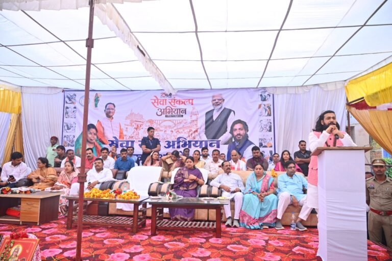 प्रभारी मंत्रीश्री खुसवंत सिंह साहेब की उपस्थिति में सेवा सेतु अभियान आयोजित