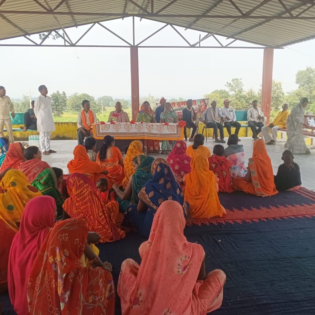धूमा में धूमधाम से मनाई गई वीरांगना रानी दुर्गावती की जयंती 1 धूमा में धूमधाम से मनाई गई वीरांगना रानी दुर्गावती की जयंती - SONBHADRA, उत्तर प्रदेश