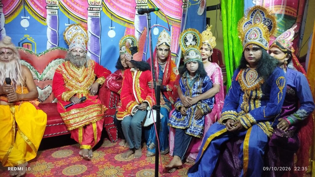 महुली की ऐतिहासिक रामलीला में रामजन्म लीला का भव्य मंचन - SONBHADRA, उत्तर प्रदेश