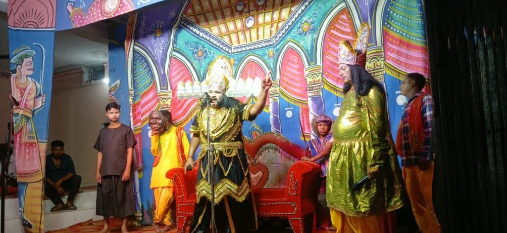 मंदोदरी की सीख ठुकराई, अंगद की ललकार से कांपा रावण दरबार 1 मंदोदरी की सीख ठुकराई, अंगद की ललकार से कांपा रावण दरबार - SONBHADRA, उत्तर प्रदेश