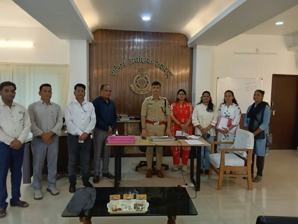 *‘माँ तुझे प्रणाम’ योजना के तहत लॉटरी से 36 युवक-युवतियों का चयन* 1 *‘माँ तुझे प्रणाम’ योजना के तहत लॉटरी से 36 युवक-युवतियों का चयन* - राजगढ़, मध्य प्रदेश